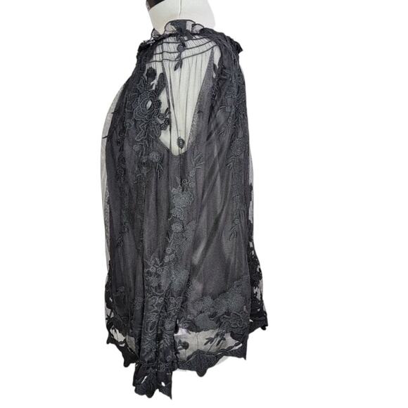 Marled Reunited black lace off-the-shoulder blouse, size XL - Picture 2 of 9